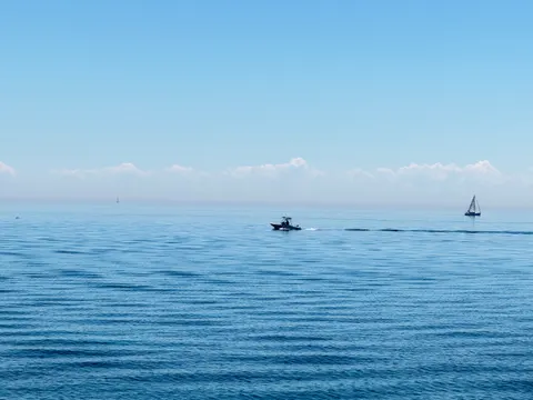 Sfondo Acqua immobile 4K · minimal · 3840×2880