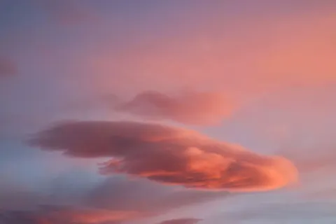 Pastel Clouds 4K Wallpaper · minimal · 3840×2561