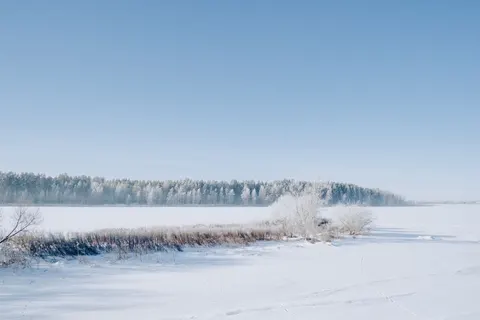 والپیپر برف‌زار با کیفیت 4K · minimal · 3840×2560
