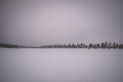 Snow Field 4K Wallpaper · minimal · 3840×2560