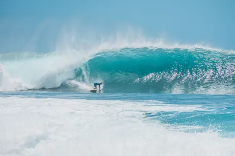 サーフィンの波 4K壁紙 · ocean · 3840×2560