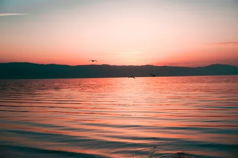 Fondo de pantalla Horizonte degradado 4K · minimal · 3840×2560