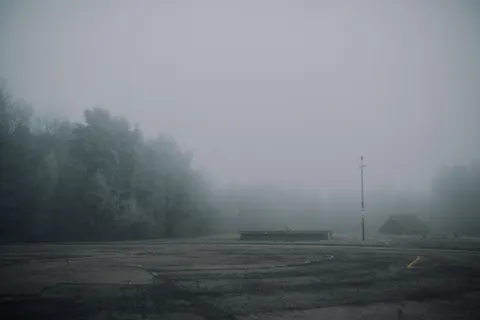والپیپر مینیمال با کیفیت 4K · minimal · 3840×2560