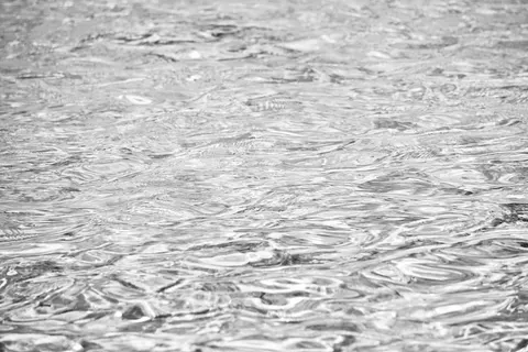 Liquid Gold 4K Wallpaper · abstract · 3840×2560
