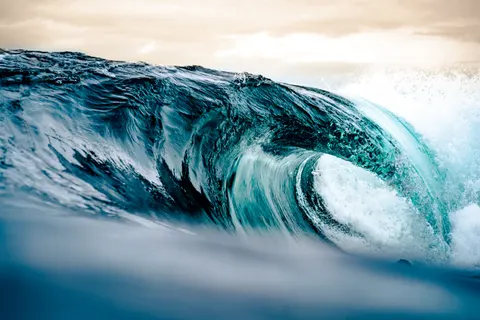 サーフィンの波 4K壁紙 · ocean · 3840×2560