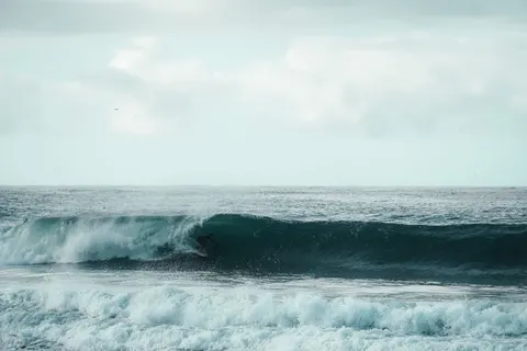 冲浪海浪 4K壁纸 · ocean · 3840×2560