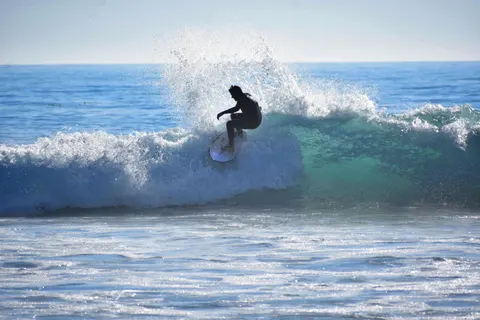 Hình nền Sóng Lướt Ván 4K · ocean · 3840×2560