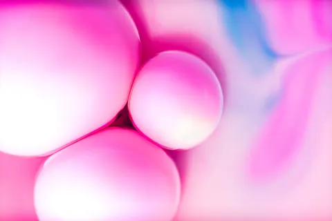 والپیپر حباب‌های روغن با کیفیت 4K · abstract · 3840×2561