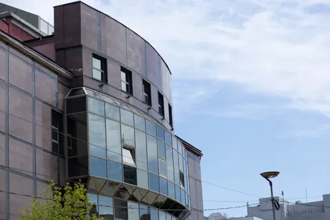 Tapeta Szklana wieża 4K · architecture · 3840×2560