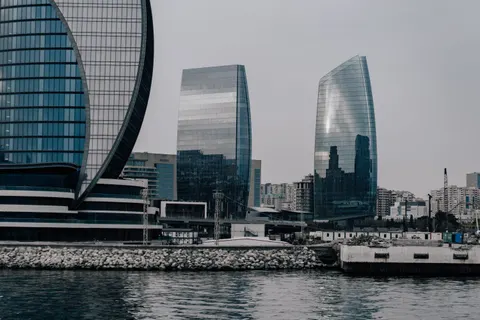 Hình nền Tòa tháp kính 4K · architecture · 3840×2560
