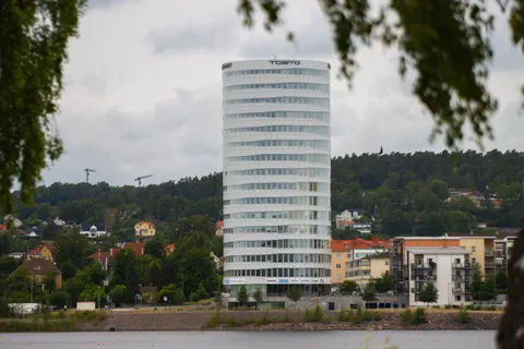 Fond d'écran Tour de verre 4K · architecture · 3840×2560