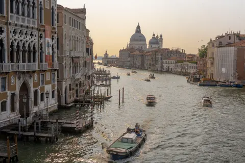 Wallpaper Kanal Venesia 4K · architecture · 3840×2560