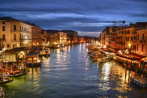 Venedik Kanalı 4K Duvar Kağıdı · architecture · 3840×2560