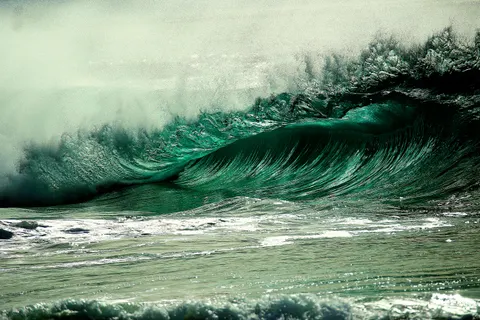 サーフィンの波 4K壁紙 · ocean · 3840×2560