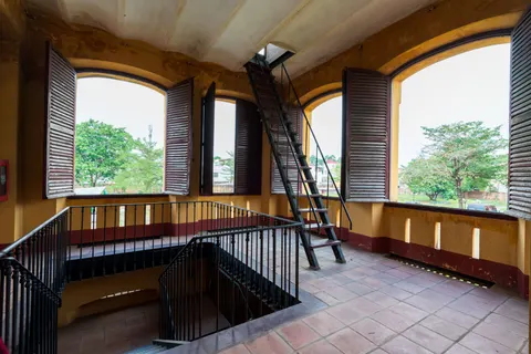 Sfondo Scala a chiocciola 4K · architecture · 3840×2561