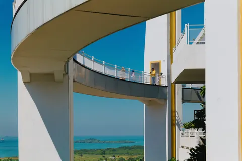 らせん階段 4K壁紙 · architecture · 3840×2562
