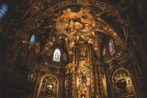 Sfondo Cattedrale 4K · architecture · 3840×2560