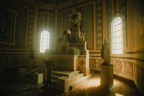 Katedral 4K Duvar Kağıdı · architecture · 3840×2563