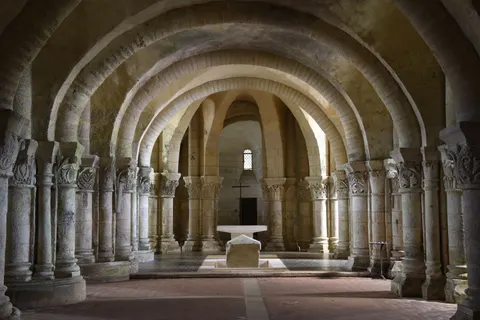 Katedral 4K Duvar Kağıdı · architecture · 3840×2563
