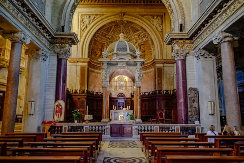 Wallpaper Katedral 4K · architecture · 3840×2563
