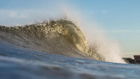 サーフィンの波 4K壁紙 · ocean · 3840×2162