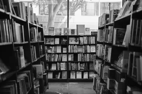 Sfondo Grande biblioteca 4K · architecture · 3840×2560