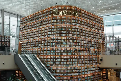 大図書館 4K壁紙 · architecture · 3840×2560