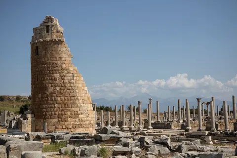 Papel de parede Ruínas romanas 4K · architecture · 3840×2560