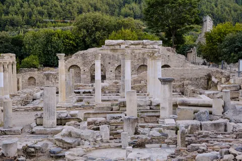 Papel de parede Ruínas romanas 4K · architecture · 3840×2560