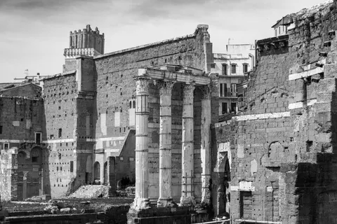 Papel de parede Ruínas romanas 4K · architecture · 3840×2560