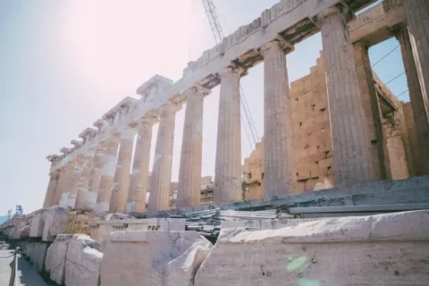Greek Temple 4K Wallpaper · architecture · 3840×2560