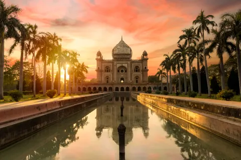 Taj Mahal 4K Wallpaper · architecture · 3840×2560