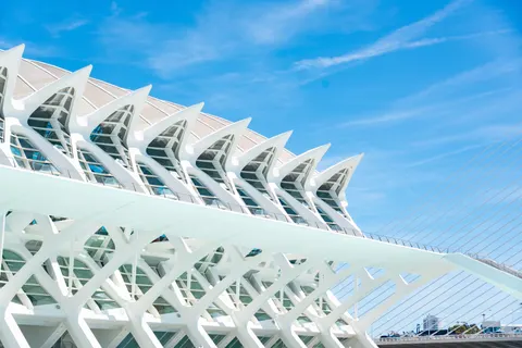 Futuristic Facade 4K Wallpaper · architecture · 3840×2563