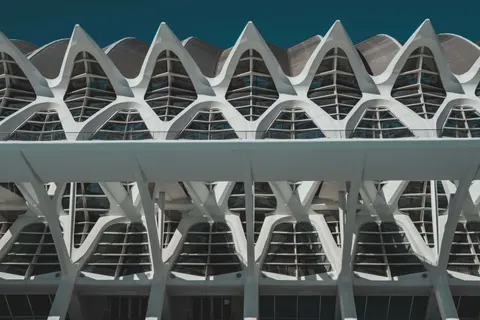 Futuristic Facade 4K Wallpaper · architecture · 3840×2560