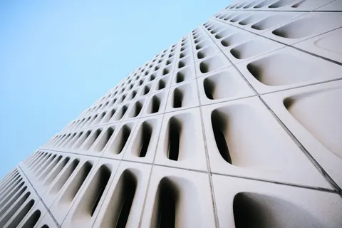 Futuristic Facade 4K Wallpaper · architecture · 3840×2560