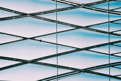 Futuristic Facade 4K Wallpaper · architecture · 3840×2560