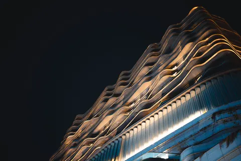 Futuristic Facade 4K Wallpaper · architecture · 3840×2560