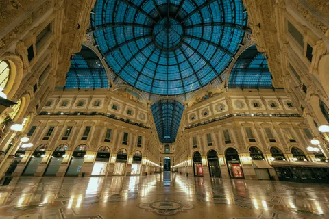 Glass Dome 4K Wallpaper · architecture · 3840×2560