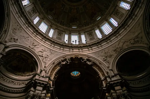 Glass Dome 4K Wallpaper · architecture · 3840×2555