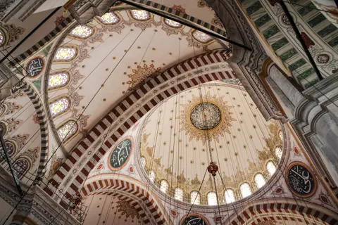 Glass Dome 4K Wallpaper · architecture · 3840×2560