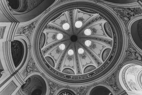 Glass Dome 4K Wallpaper · architecture · 3840×2561