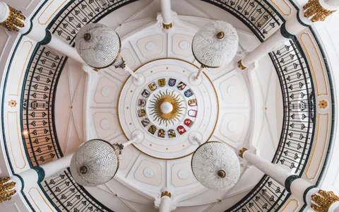 Glass Dome 4K Wallpaper · architecture · 3840×2400