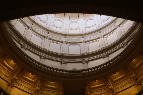 Glass Dome 4K Wallpaper · architecture · 3840×2560