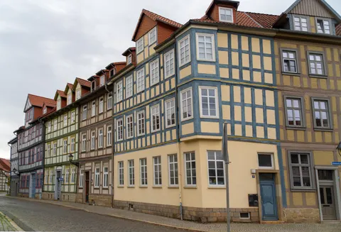 Colorful Houses 4K Wallpaper · architecture · 3840×2616
