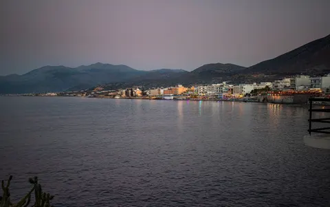 海港 4K桌布 · ocean · 3840×2407