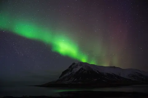 北极光 4K壁纸 · nature · 3840×2561