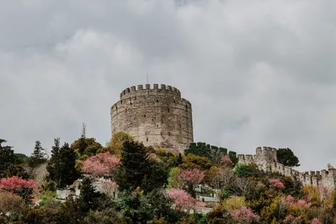 Medieval Castle 4K Wallpaper · architecture · 3840×2560