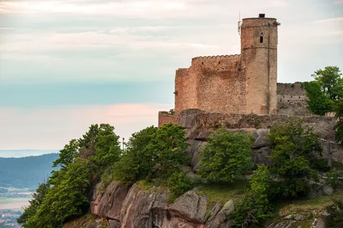 Medieval Castle 4K Wallpaper · architecture · 3840×2563