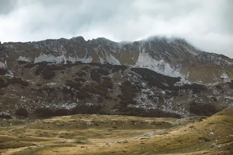 Dark Mountains 4K Wallpaper · dark · 3840×2560