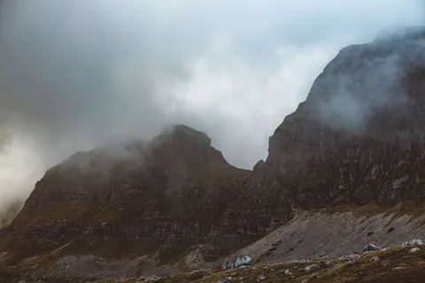 Dark Mountains 4K Wallpaper · dark · 3840×2560
